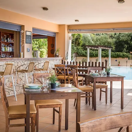 Diana Aparthotel Mousata