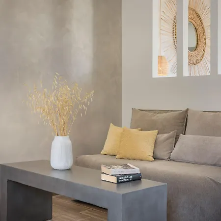 Aparthotel Diana Mousata