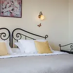 Diana Apartahotel