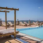 Diana Apartahotel Mousata