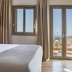 Apartahotel Diana Mousata