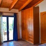 Hotel de apartamente Diana Mousata