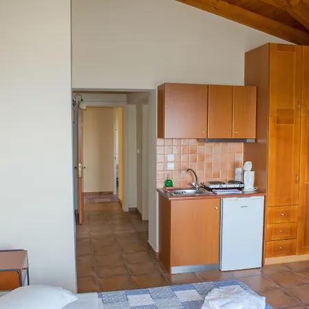 Diana Aparthotel Mousata