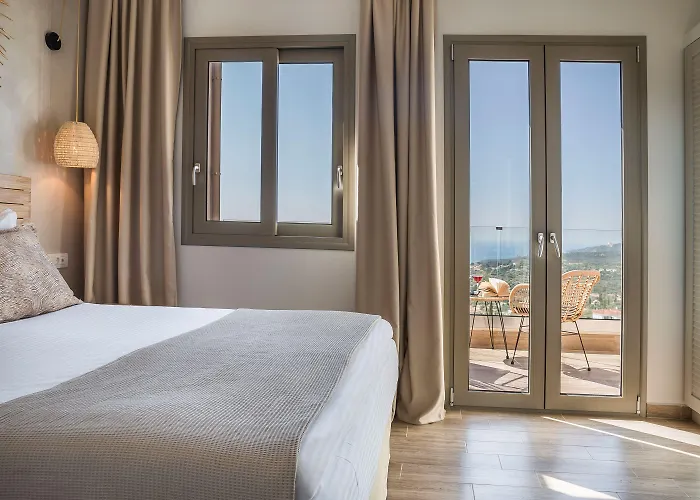 Apartahotel Diana Mousata